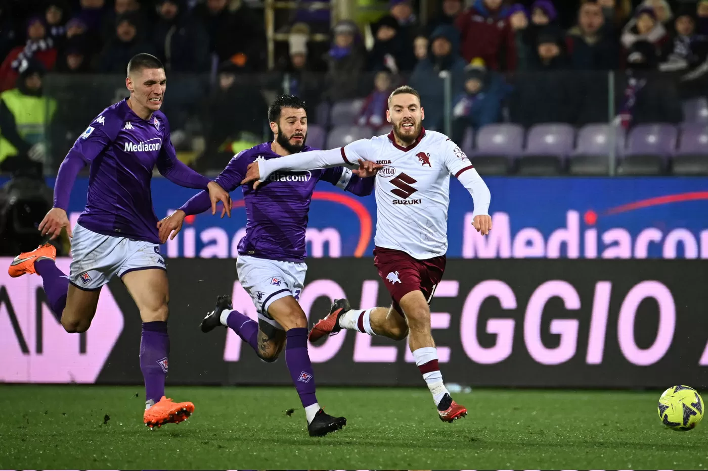 Vlasic in azione contro la Fiorentina